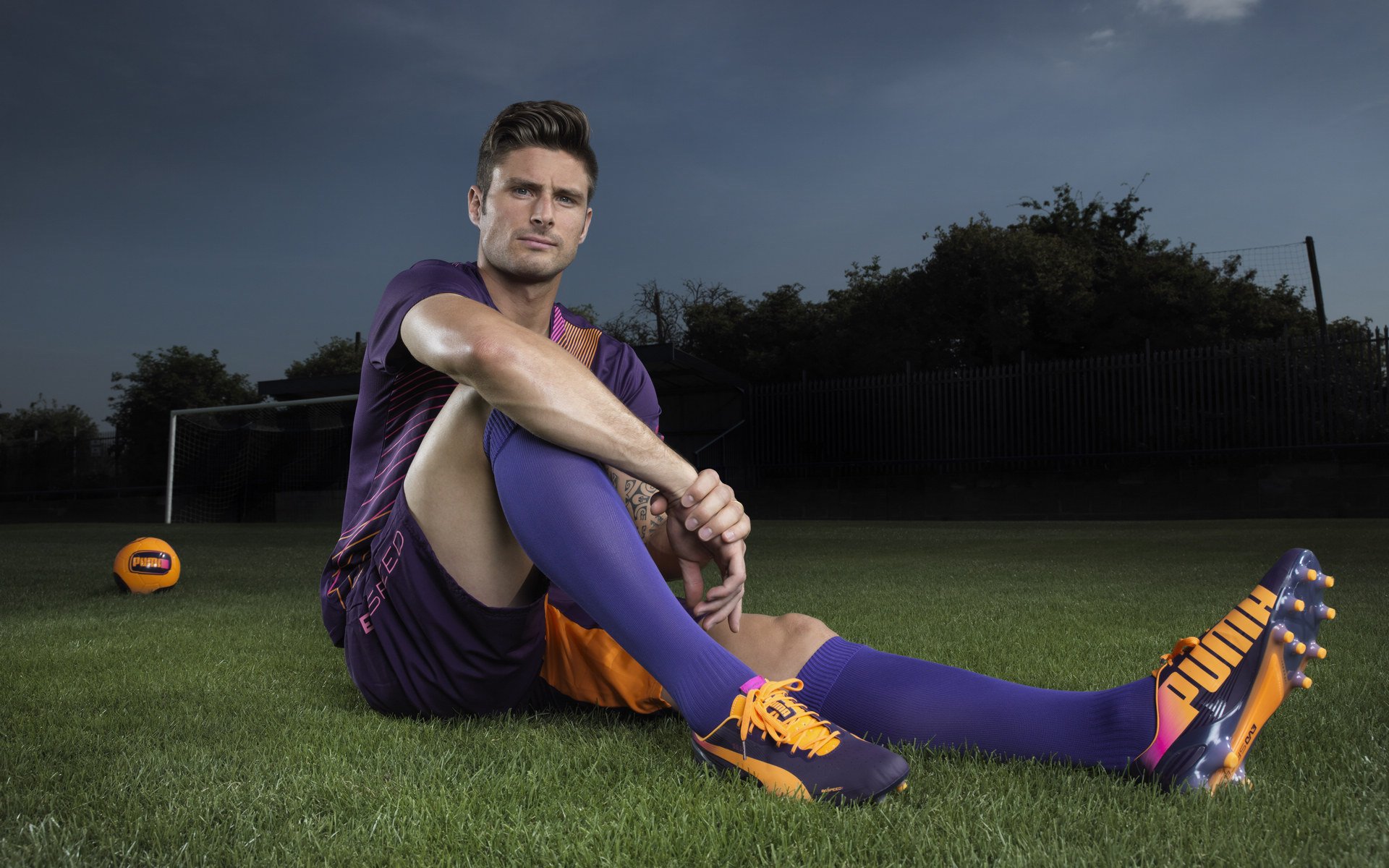 皮特·斯图斯：他在每场比赛中的表现总是让人叹为观止，斯徒皮特