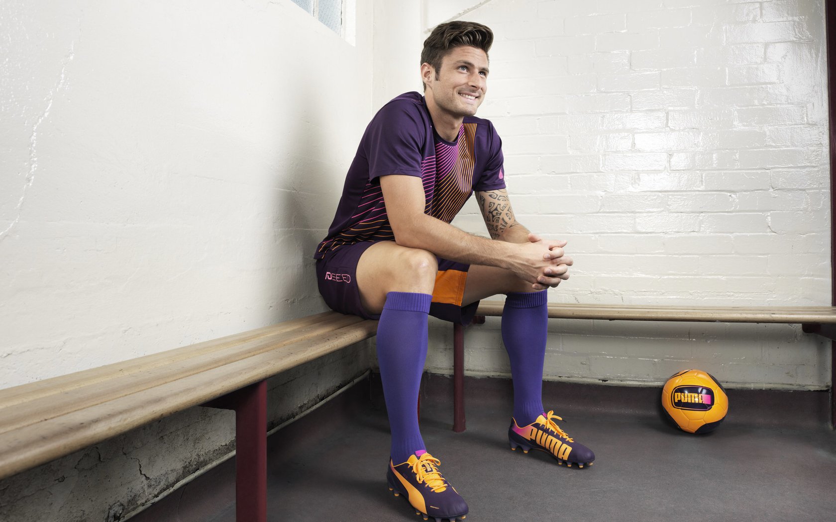 英超激情冲刺：每一场都精彩绝伦！，英超精彩集锦